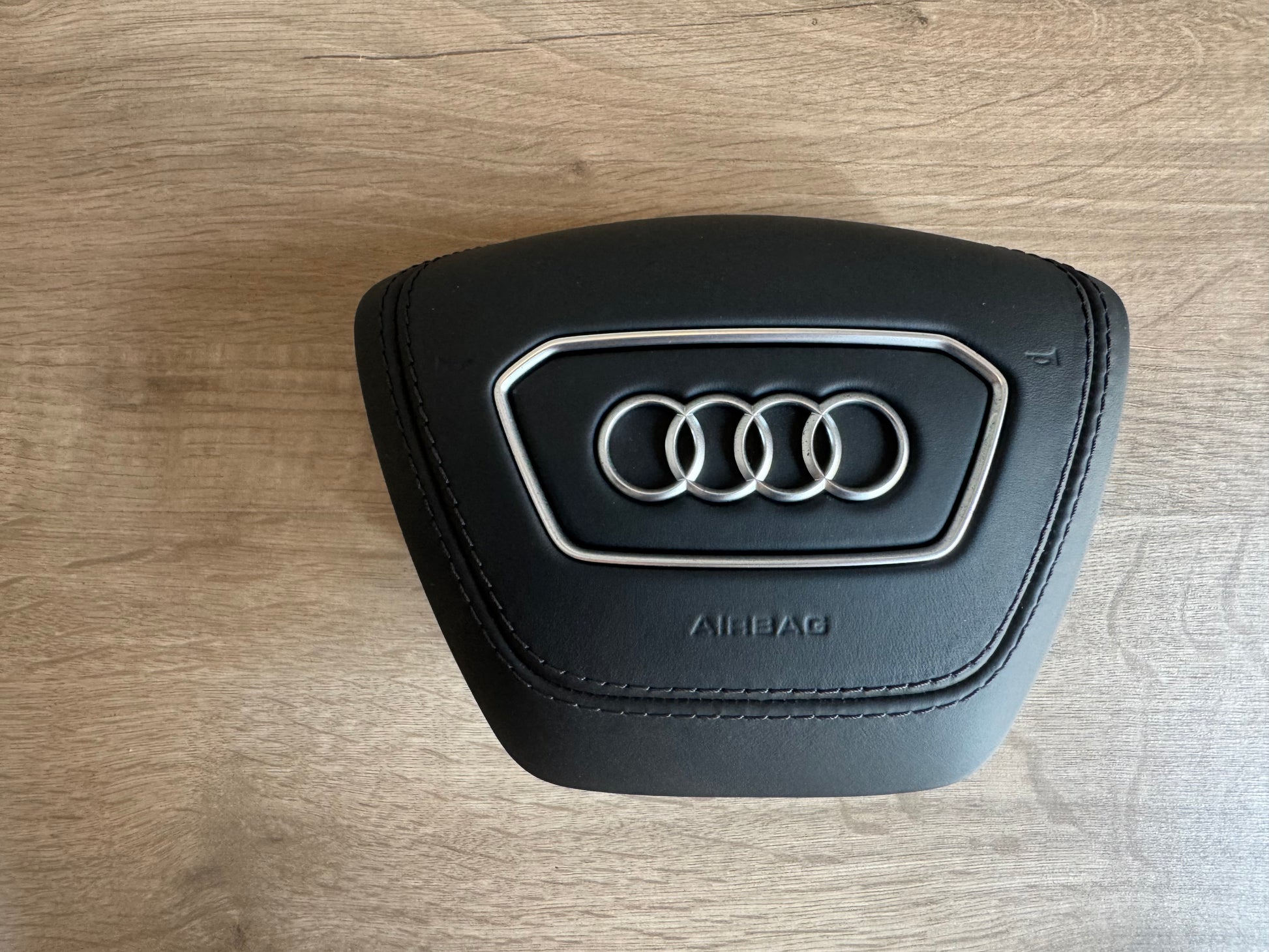 Audi A6 S6 RS6 A7 S7 RS7 C8 4K A8 S8 Steering wheel airbag cover