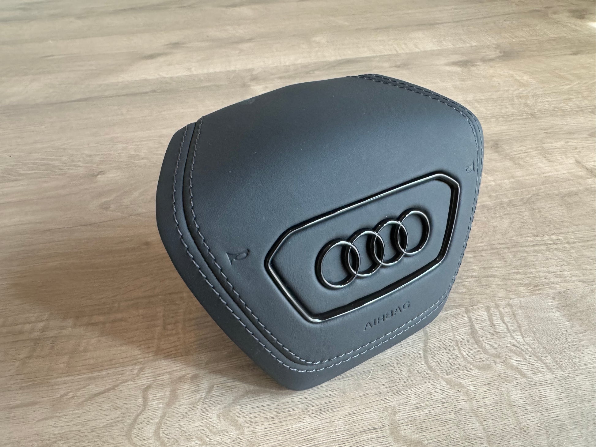 Audi A6 S6 RS6 A7 S7 RS7 C8 4K A8 S8 Steering wheel airbag cover