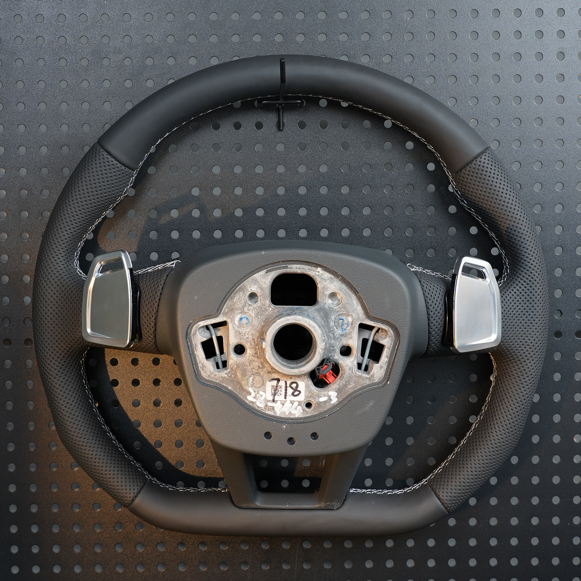 Audi A6 S6 RS6 A7 S7 RS7 C8 4K A8 S8 4N D5 Steering wheel leather