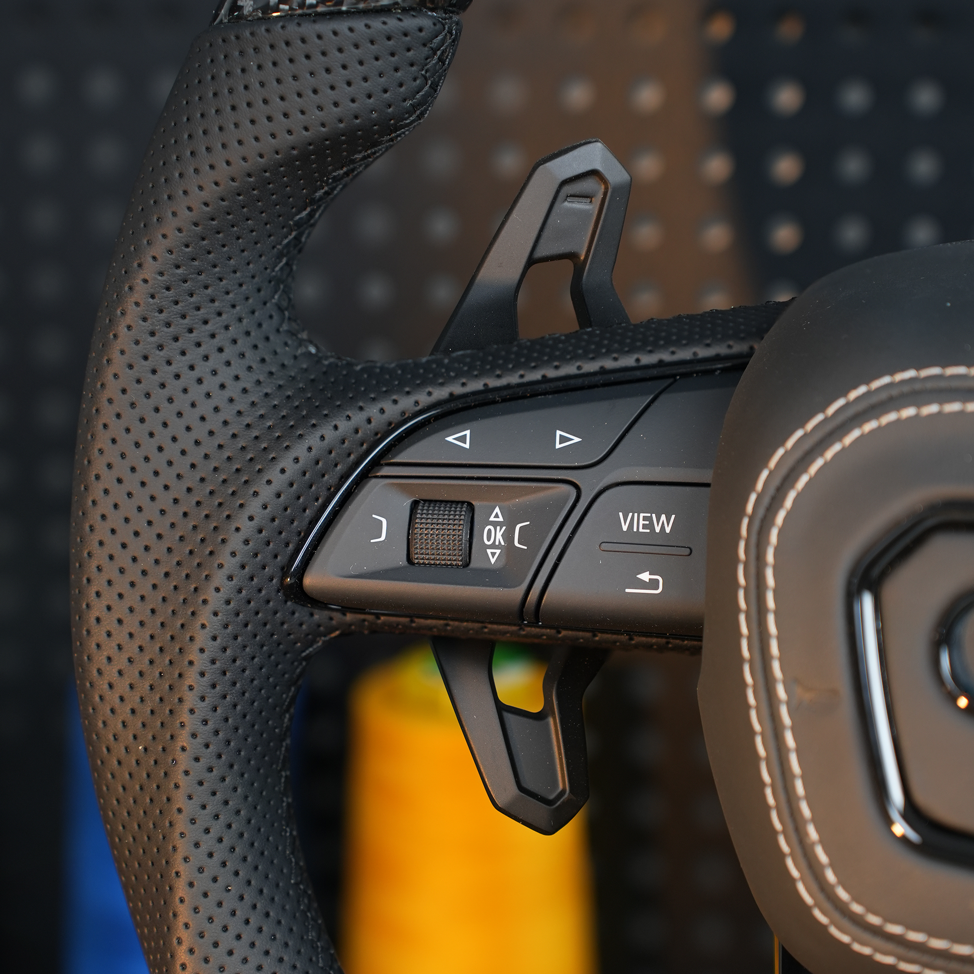 Audi RSQ3 Q5 SQ5 Q7 SQ7 Q8 SQ8 RSQ8 4M Steering wheel leather carbon