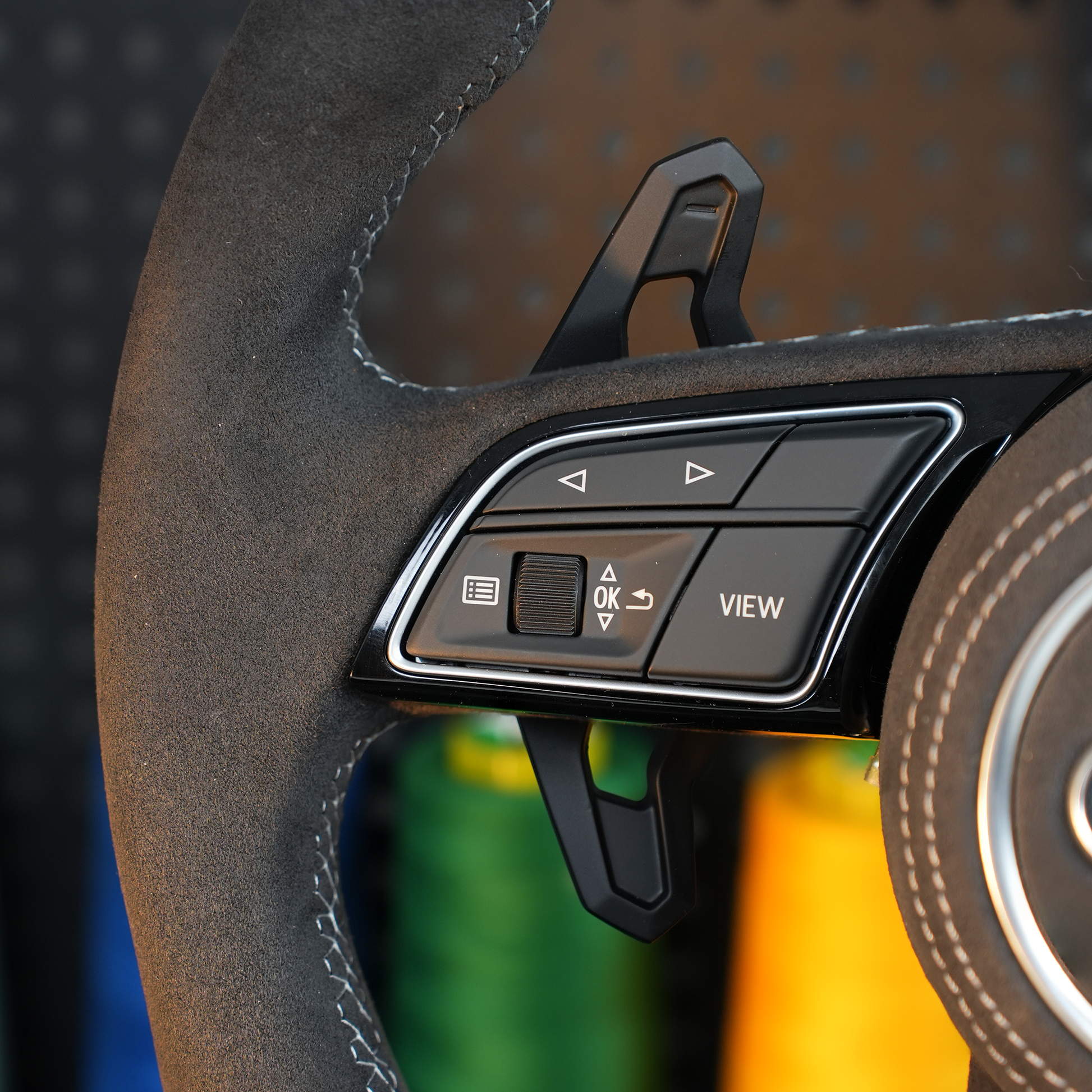 Audi S3 RS3 8Y A4 S4 RS4 A5 S5 RS5 8W B9 Steering wheel alcantara