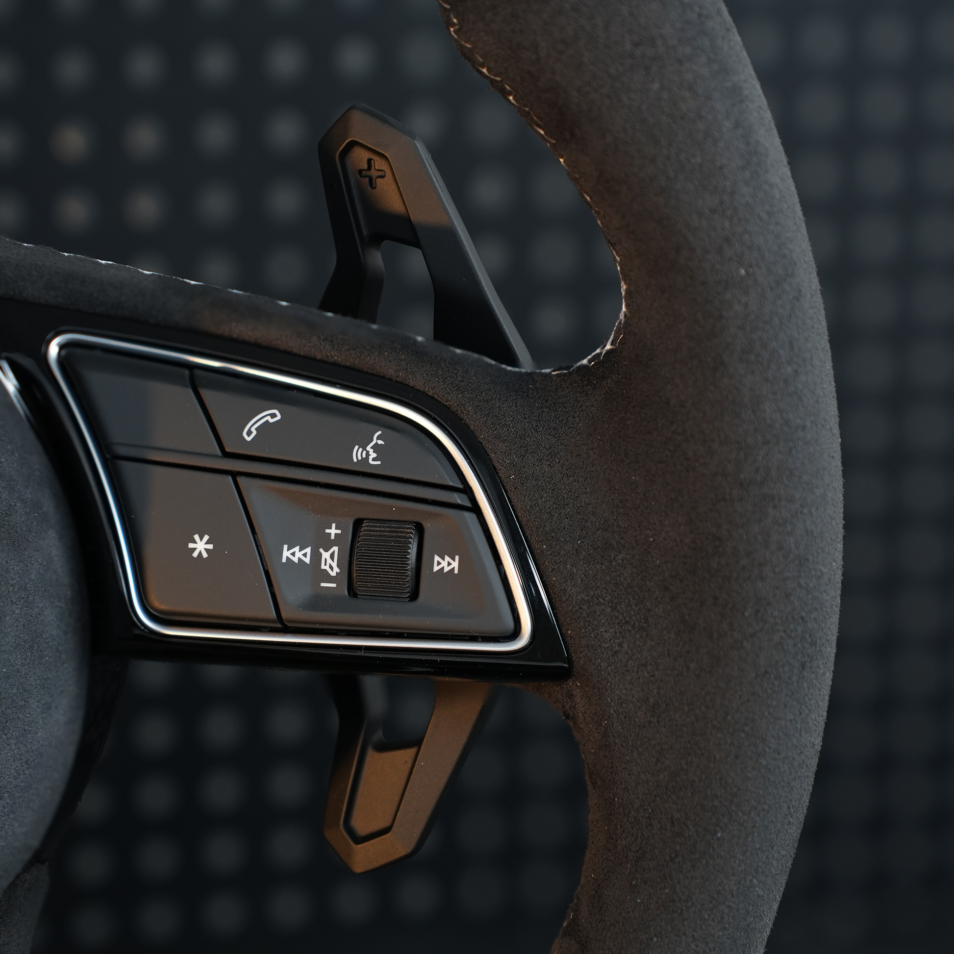 Audi S3 RS3 8Y A4 S4 RS4 A5 S5 RS5 8W B9 Steering wheel alcantara