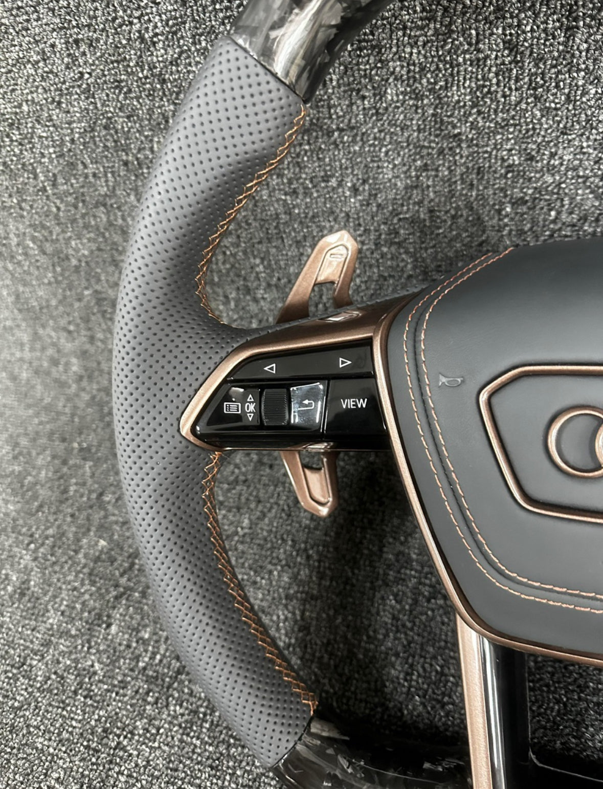 Audi A6 S6 RS6 A7 S7 RS7 C8 4K A8 S8 4N D5 Steering wheel leather carbon