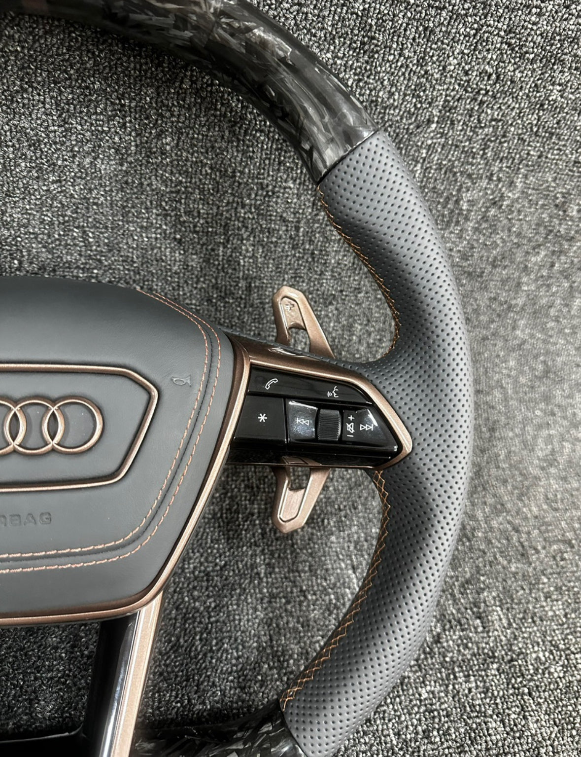 Audi A6 S6 RS6 A7 S7 RS7 C8 4K A8 S8 4N D5 Steering wheel leather carbon