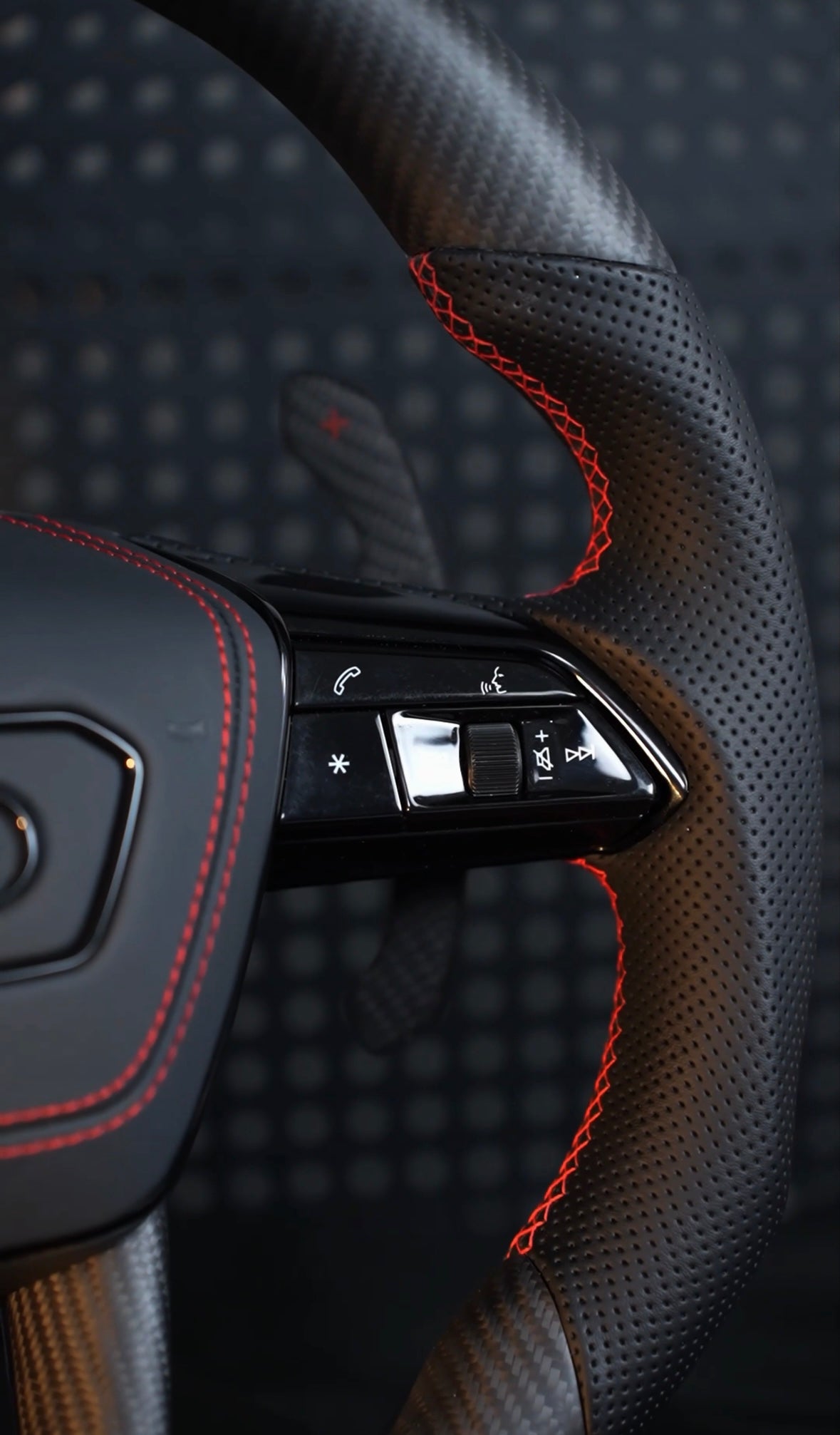 Audi A6 S6 RS6 A7 S7 RS7 C8 4K A8 S8 4N D5 Steering wheel leather matt carbon