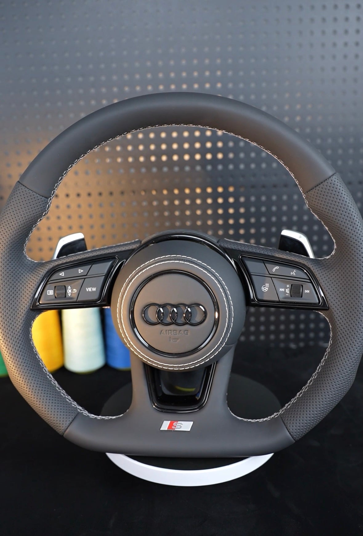 Audi S3 RS3 8Y A4 S4 RS4 A5 S5 RS5 8W B9 Steering wheel leather heated
