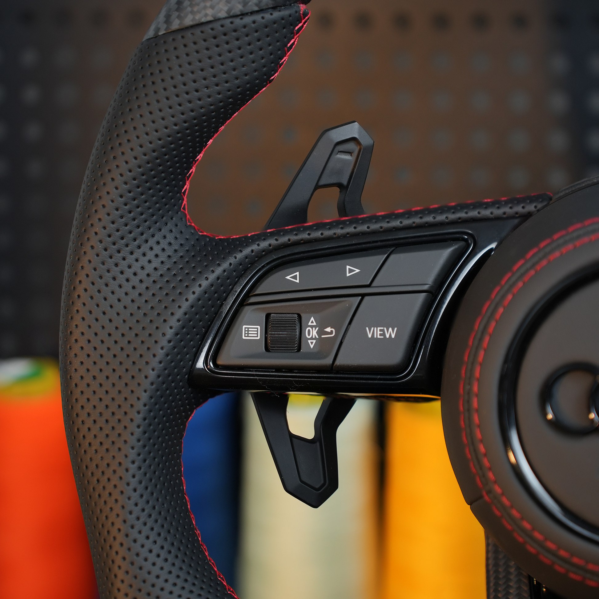 Audi S3 RS3 8Y A4 S4 RS4 A5 S5 RS5 8W B9 Steering wheel leather carbon