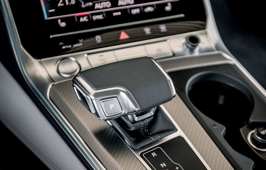 Audi A6 S6 RS6 A7 S7 RS7 C8 4K Q7 SQ7 4M Q8 SQ8 RSQ8 4M Selector Lever Covers