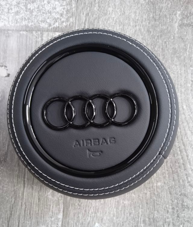 Audi S3 RS3 8Y A4 S4 RS4 A5 S5 RS5 B9 TT TTS TTRS Steering wheel airbag cover