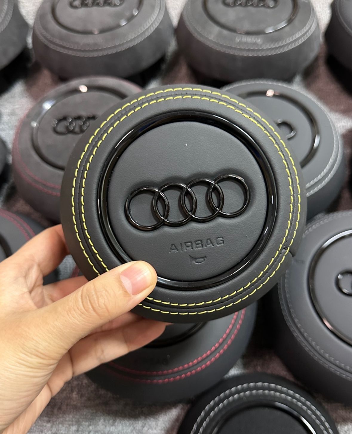 Audi S3 RS3 8Y A4 S4 RS4 A5 S5 RS5 B9 TT TTS TTRS Steering wheel airbag cover