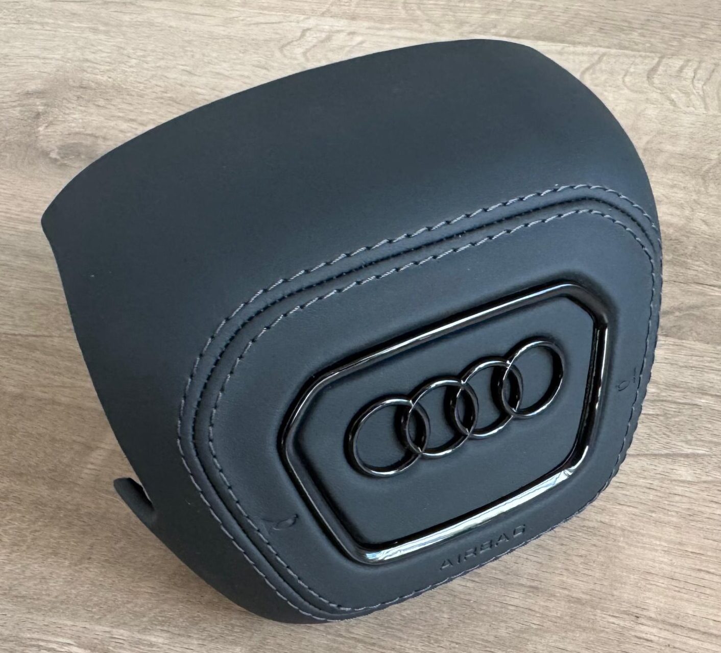 Audi RS3 RS4 RS5 B9 RSQ3 SQ5 Q7 SQ7 SQ8 RSQ8 4M Steering wheel airbag cover